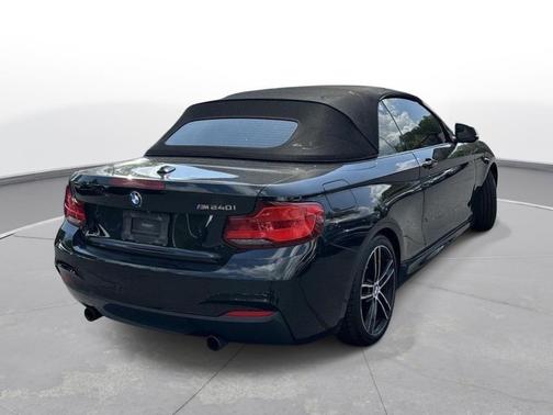 Black Sapphire Metallic 2019 BMW M240 i