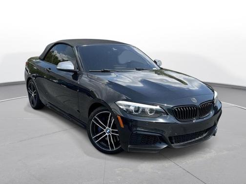 Black Sapphire Metallic 2019 BMW M240 i