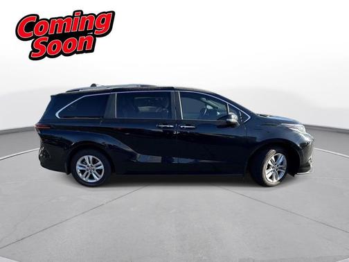 2025 Toyota Sienna Limited