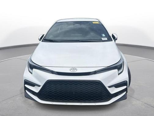 Ice Cap 2024 Toyota Corolla SE