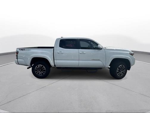 Super White 2020 Toyota Tacoma TRD Sport