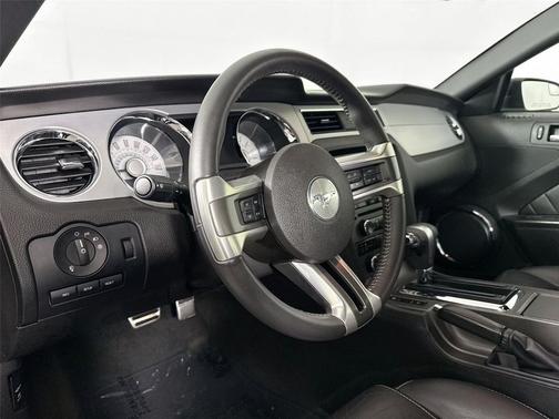 Ebony 2011 Ford Mustang V6