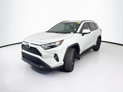 2024 Toyota RAV4 XLE Premium