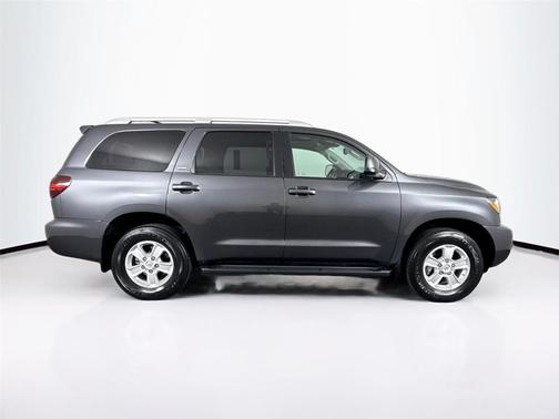 2020 Toyota Sequoia SR5