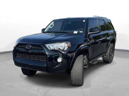 Midnight Black Metallic 2017 Toyota 4Runner SR5