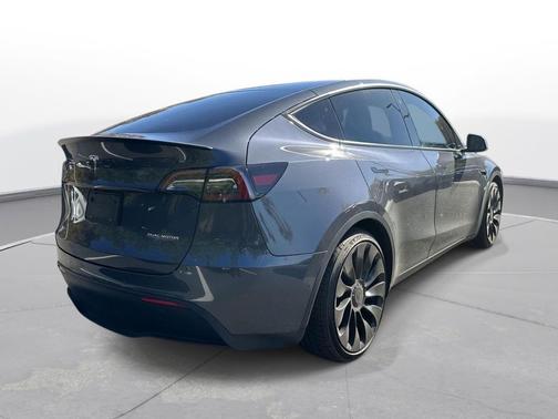 2022 Tesla Model Y Performance Dual Motor All-Wheel Drive