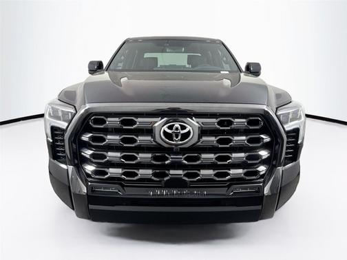 2025 Toyota Tundra Hybrid Platinum