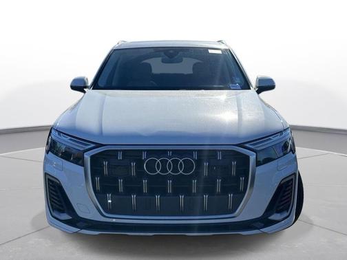 2025 Audi Q7 45 Premium