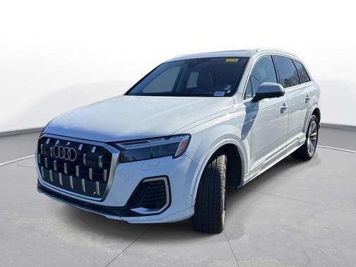 2025 Audi Q7 45 Premium