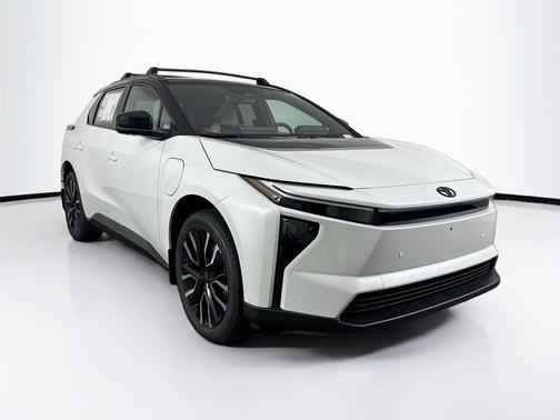 Wind Chill Pearl w/Midnight Black Metallic Roof 2026 Toyota bZ Limited