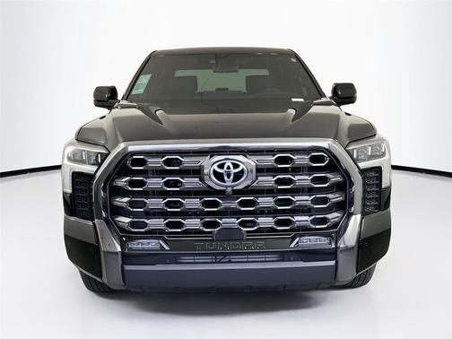 2024 Toyota Tundra Hybrid Platinum