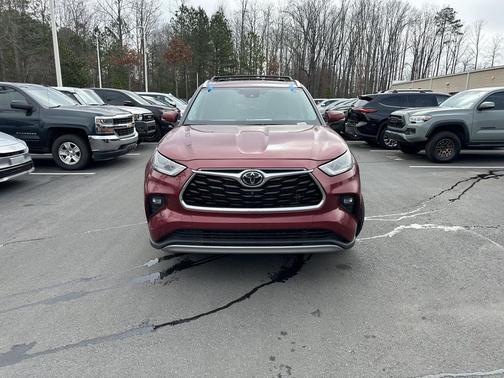 2023 Toyota Highlander Platinum