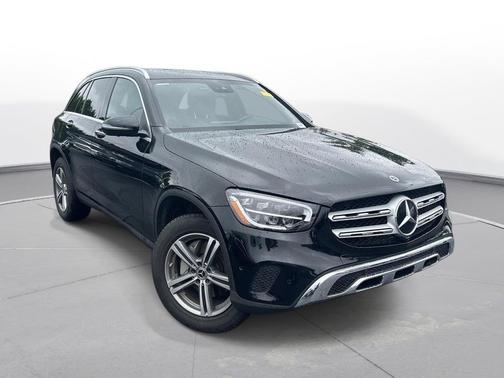 Black 2022 Mercedes-Benz GLC 300 Base