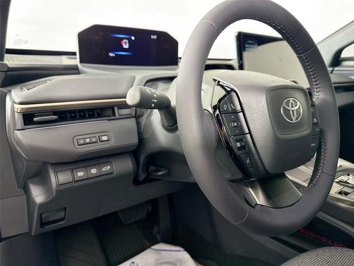 Wind Chill Pearl 2026 Toyota bZ XLE Plus