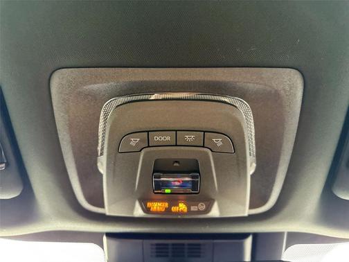 Wind Chill Pearl 2026 Toyota bZ XLE Plus