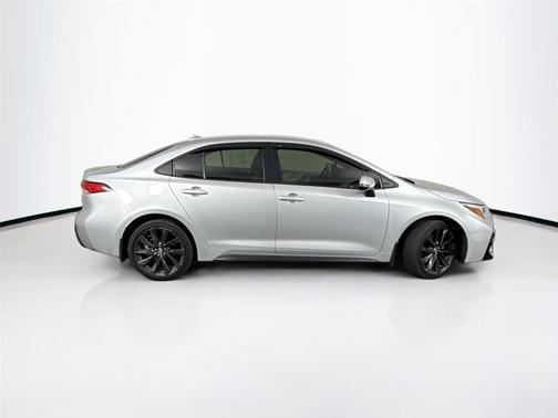 2024 Toyota Corolla Hybrid SE