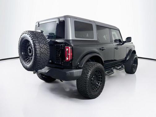 Shadow Black 2023 Ford Bronco Outer Banks