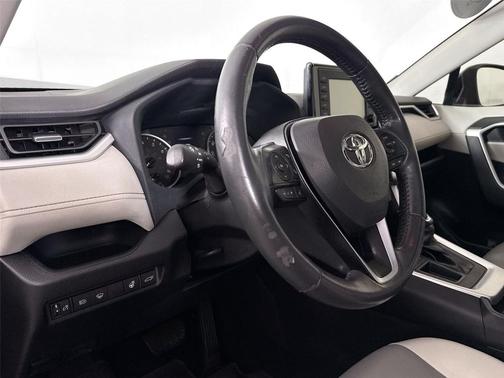 Magnetic Gray Metallic 2020 Toyota RAV4 XLE Premium