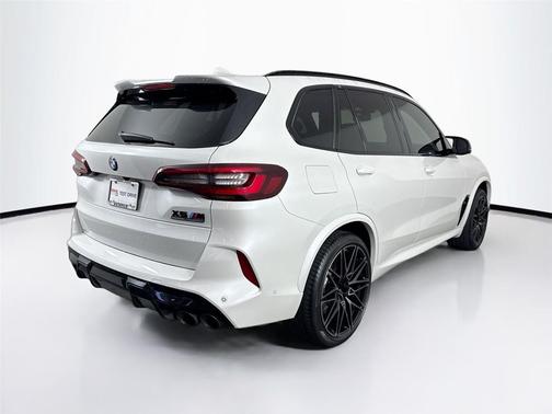 Mineral White Metallic 2021 BMW X5 M Base