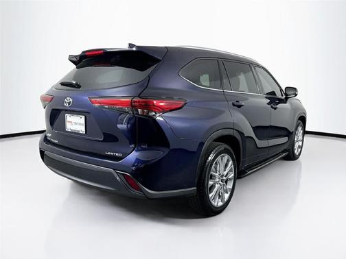 Blueprint 2023 Toyota Highlander Limited