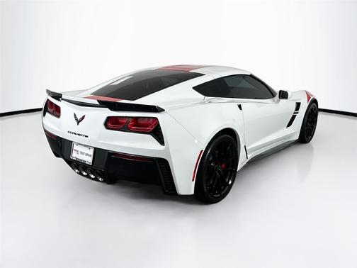 Arctic White 2018 Chevrolet Corvette Grand Sport