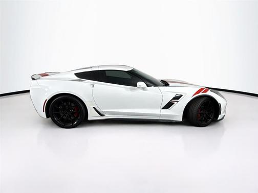 Arctic White 2018 Chevrolet Corvette Grand Sport