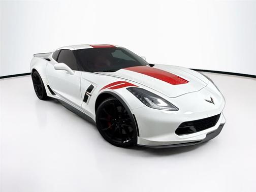 Arctic White 2018 Chevrolet Corvette Grand Sport