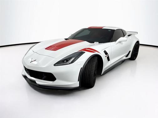 Arctic White 2018 Chevrolet Corvette Grand Sport