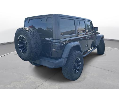 Black Clearcoat 2020 Jeep Wrangler Unlimited Sport Altitude