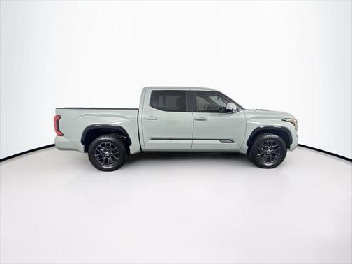 2024 Toyota Tundra Hybrid Platinum