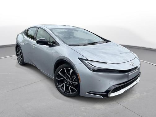 Cutting Edge 2025 Toyota Prius Plug-In Hybrid XSE