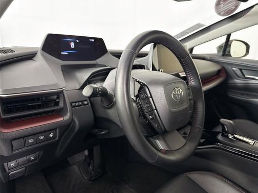 Cutting Edge 2025 Toyota Prius Plug-In Hybrid XSE