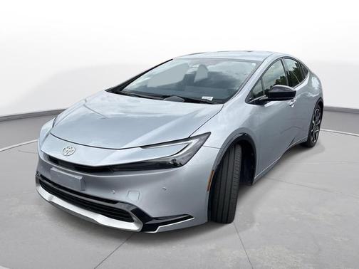 Cutting Edge 2025 Toyota Prius Plug-In Hybrid XSE