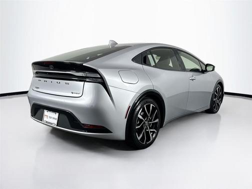 Cutting Edge 2025 Toyota Prius Plug-In Hybrid XSE