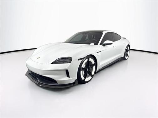 2025 Porsche Taycan 4