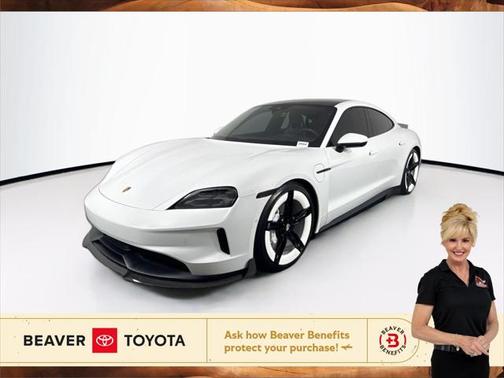 2025 Porsche Taycan 4