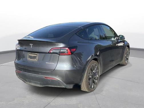 Midnight Silver Metallic 2022 Tesla Model Y Performance Dual Motor All-Wheel Drive