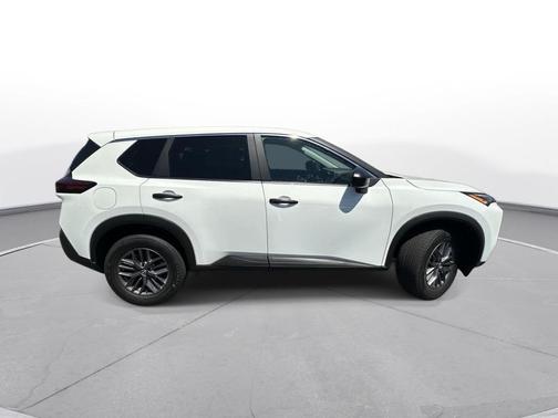 Glacier White 2023 Nissan Rogue S