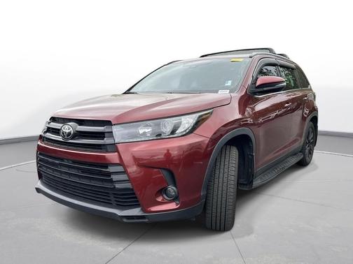 Salsa Red Pearl 2019 Toyota Highlander SE