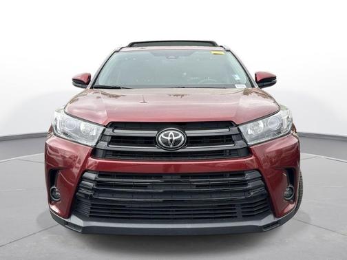 Salsa Red Pearl 2019 Toyota Highlander SE