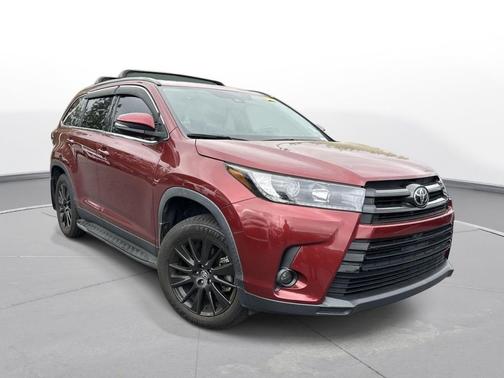 Salsa Red Pearl 2019 Toyota Highlander SE