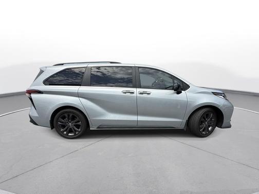 Celestial Silver Metallic 2025 Toyota Sienna XSE 7 Passenger