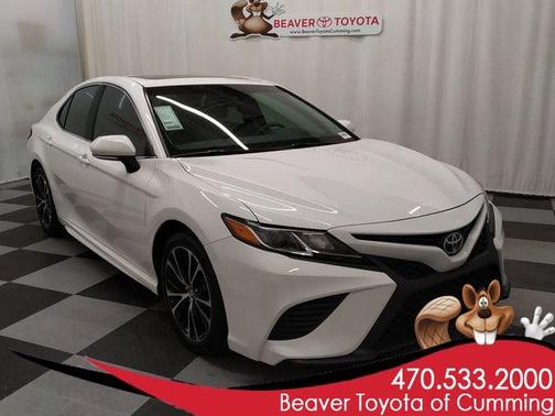 2018 Toyota Camry SE