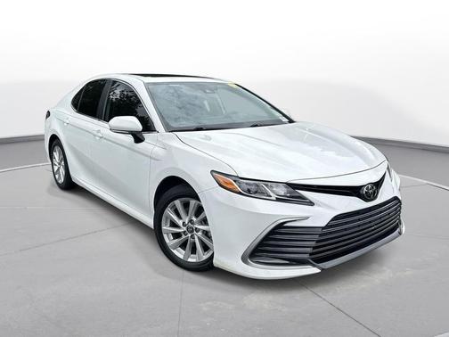 Ice Cap 2024 Toyota Camry LE