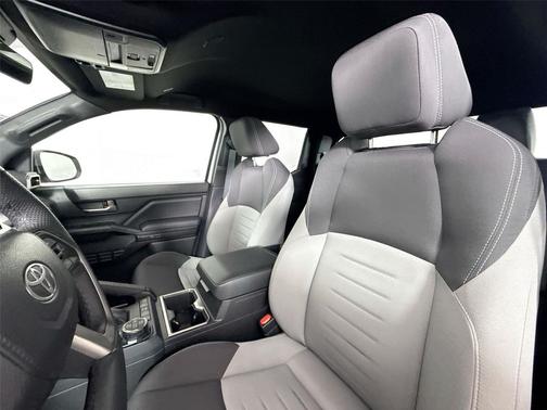 2025 Toyota Tacoma TRD Off Road