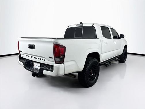 White 2022 Toyota Tacoma SR