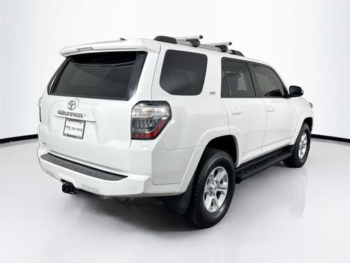 Super White 2019 Toyota 4Runner SR5