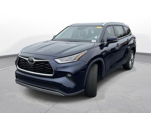 2022 Toyota Highlander Platinum