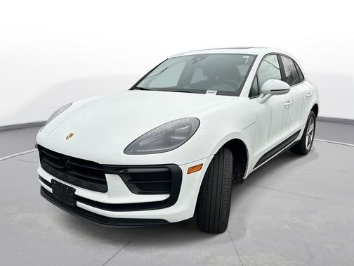 2024 Porsche Macan T