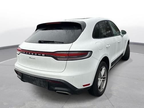 2024 Porsche Macan T